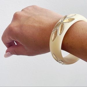Ivory Resin Gold Leaf Bangle
